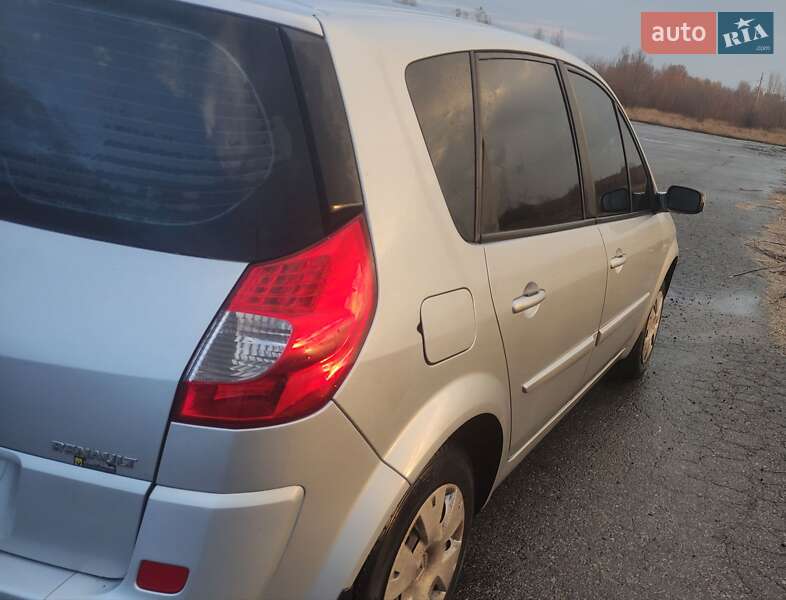 Минивэн Renault Scenic 2007 в Харькове