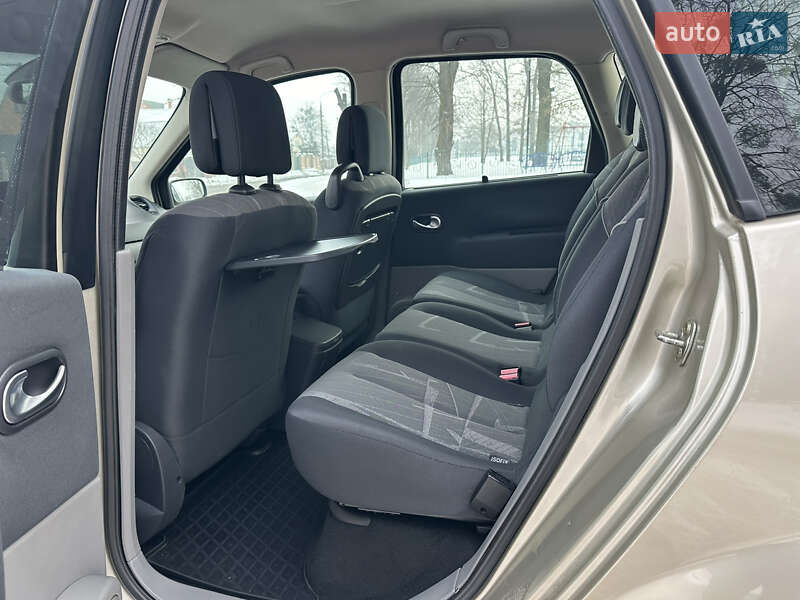 Минивэн Renault Scenic 2006 в Виннице