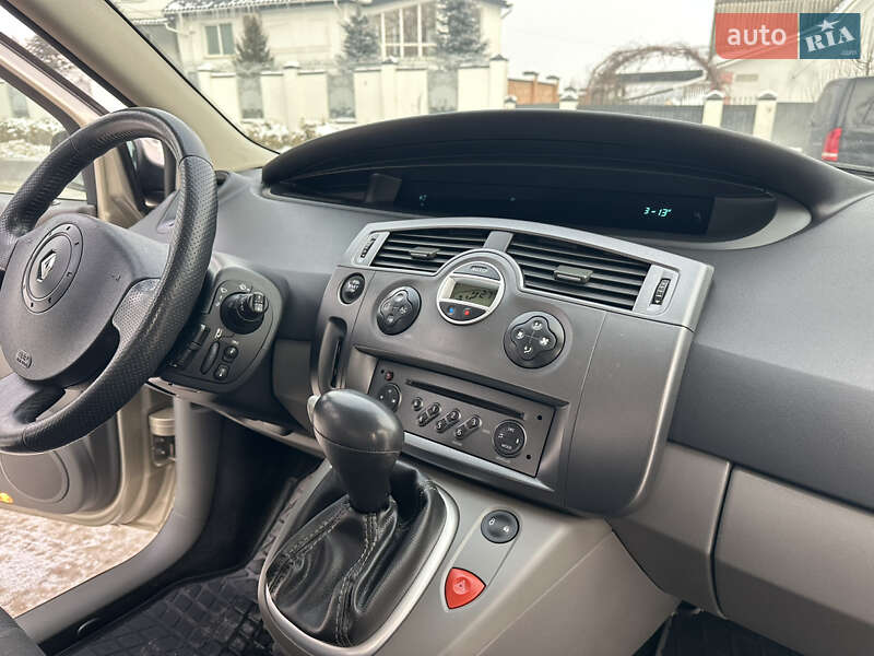 Минивэн Renault Scenic 2006 в Виннице
