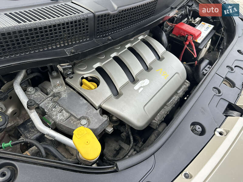 Минивэн Renault Scenic 2006 в Виннице