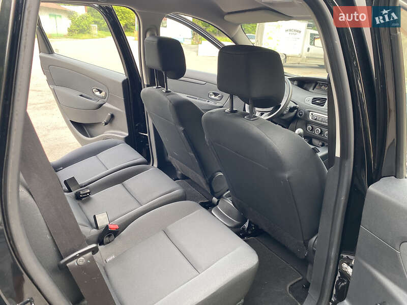 Минивэн Renault Scenic 2012 в Луцке