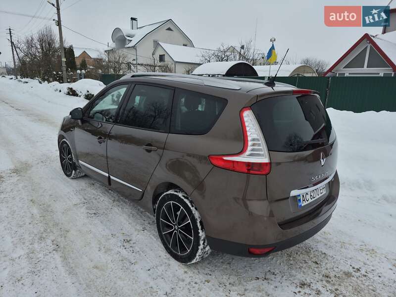 Минивэн Renault Scenic 2014 в Вараше фото 12 Минивэн Renault Scenic 2014 в Вараше