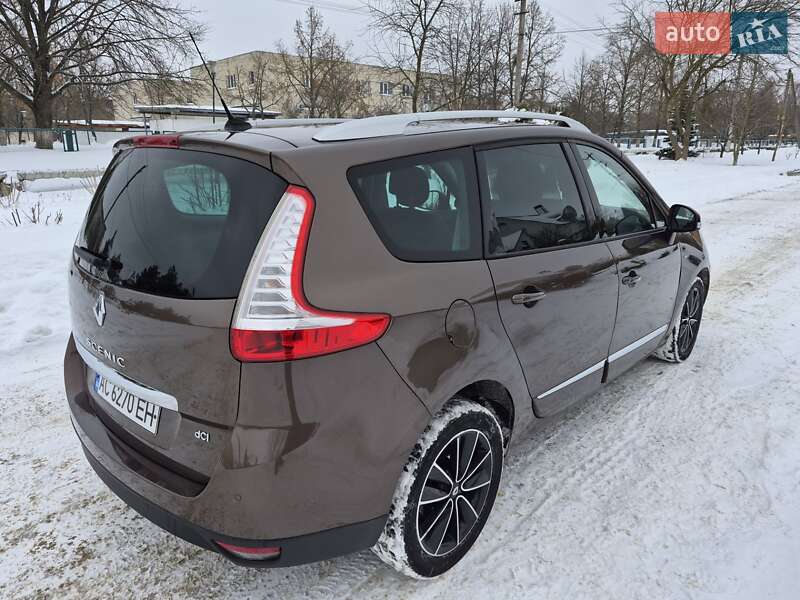 Минивэн Renault Scenic 2014 в Вараше фото 15 Минивэн Renault Scenic 2014 в Вараше