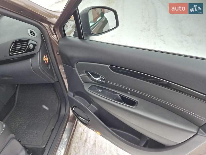Минивэн Renault Scenic 2014 в Вараше фото 39 Минивэн Renault Scenic 2014 в Вараше