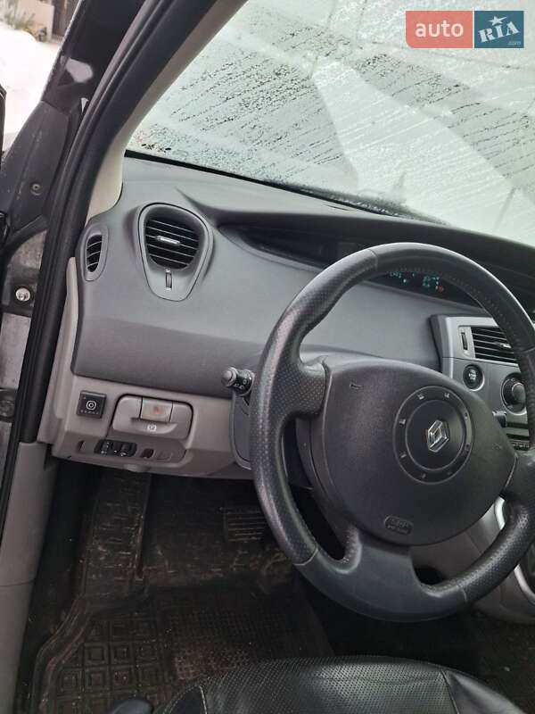 Минивэн Renault Scenic 2005 в Баре фото 5 Минивэн Renault Scenic 2005 в Баре
