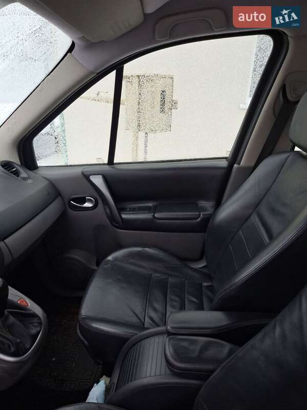 Минивэн Renault Scenic 2005 в Баре фото 6 Минивэн Renault Scenic 2005 в Баре