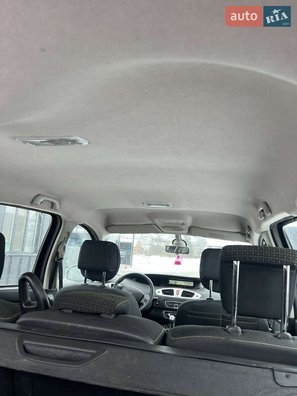 Минивэн Renault Scenic 2010 в Луцке