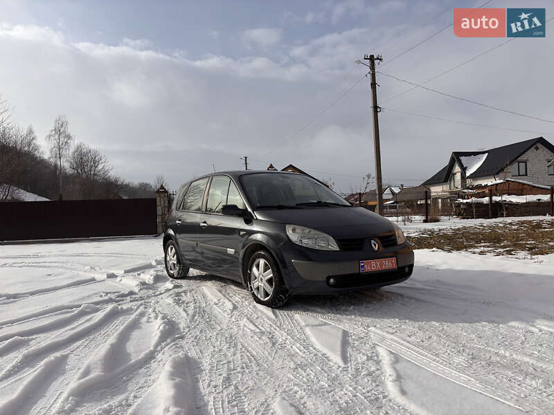 Минивэн Renault Scenic 2005 в Надворной