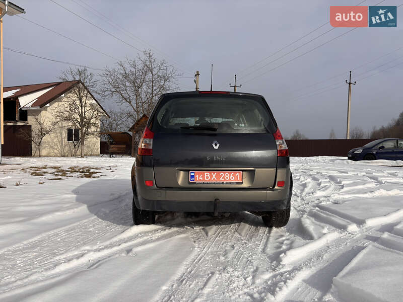 Минивэн Renault Scenic 2005 в Надворной
