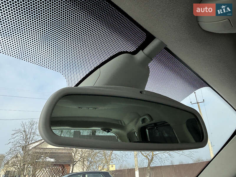 Минивэн Renault Scenic 2005 в Надворной