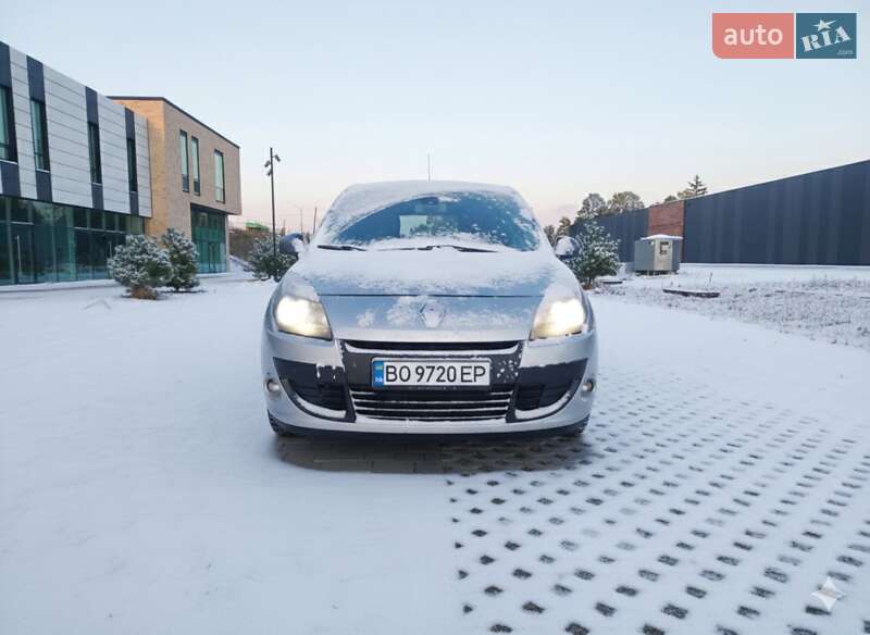 Минивэн Renault Scenic 2011 в Хмельницком