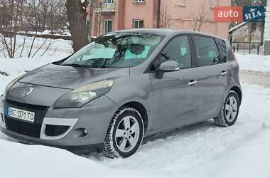 Мінівен Renault Scenic 2010 в Львові