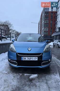 Минивэн Renault Scenic 2012 в Ровно