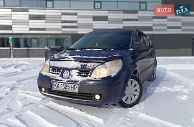 Минивэн Renault Scenic 2004 в Черкассах