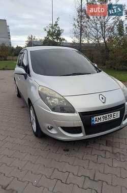 Минивэн Renault Scenic 2010 в Житомире