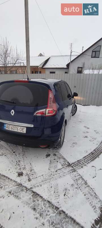 Минивэн Renault Scenic 2011 в Луцке