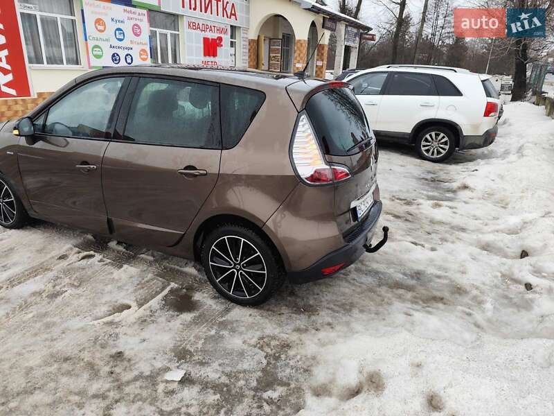 Минивэн Renault Scenic 2012 в Дрогобыче
