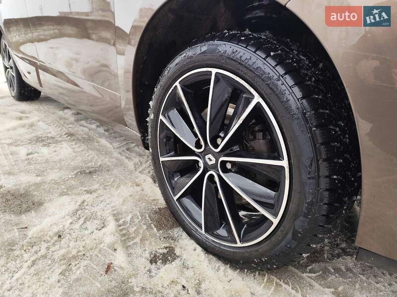 Минивэн Renault Scenic 2012 в Дрогобыче