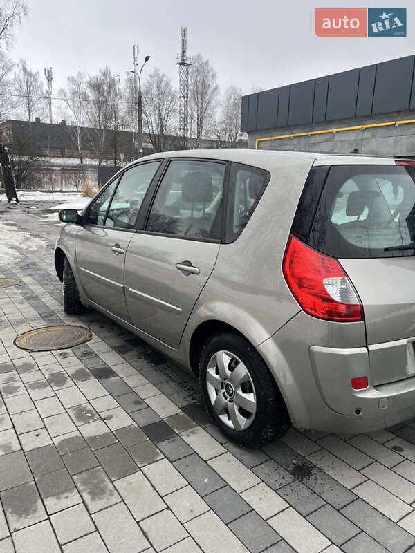 Минивэн Renault Scenic 2007 в Луцке