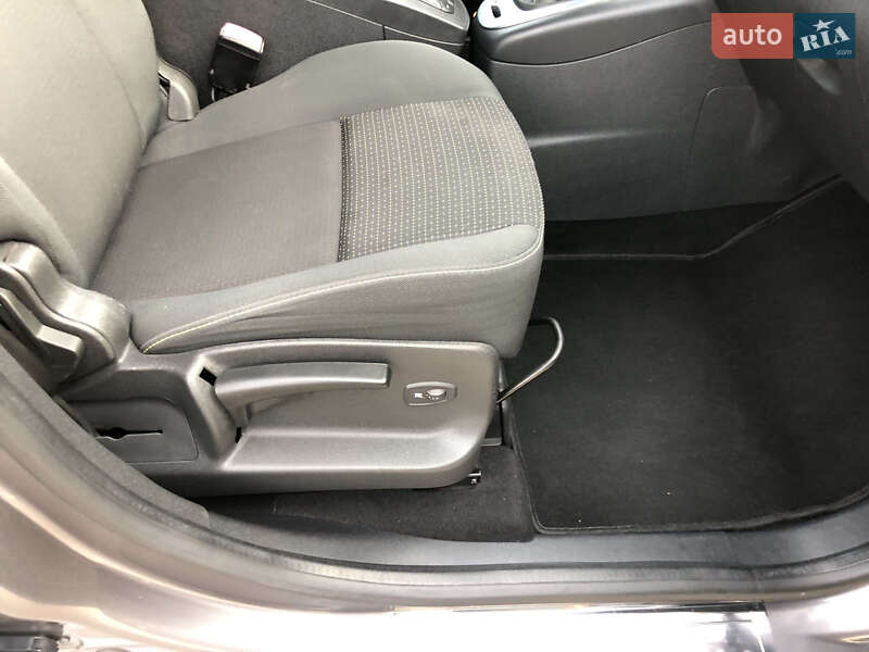 Минивэн Renault Scenic 2010 в Львове фото 13 Минивэн Renault Scenic 2010 в Львове