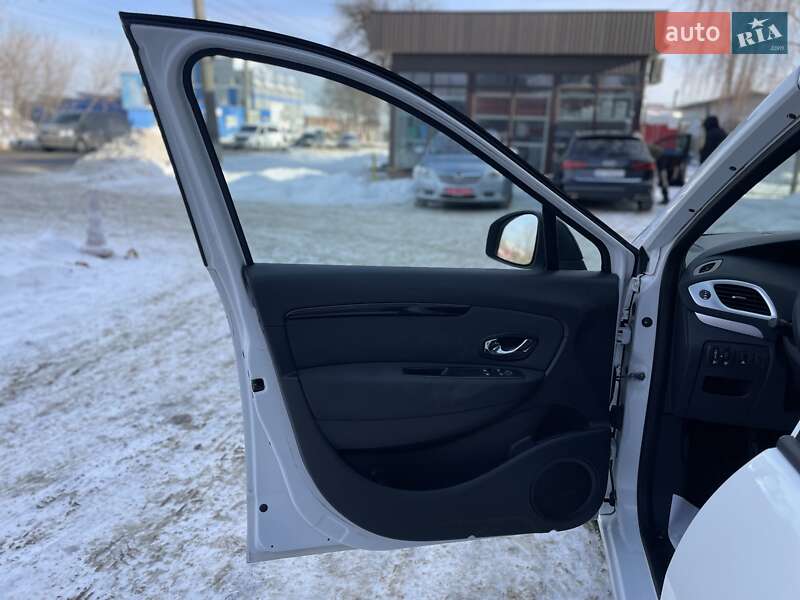 Минивэн Renault Scenic 2014 в Сумах фото 9 Минивэн Renault Scenic 2014 в Сумах