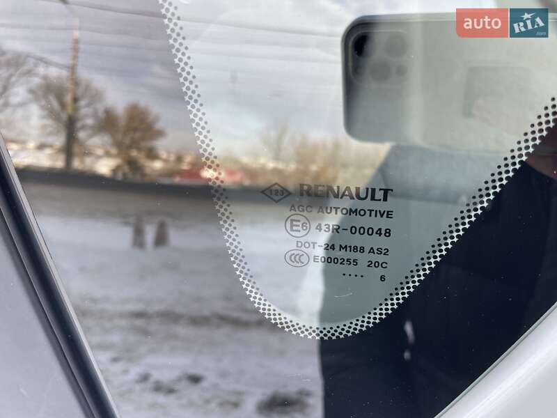 Минивэн Renault Scenic 2014 в Сумах фото 51 Минивэн Renault Scenic 2014 в Сумах