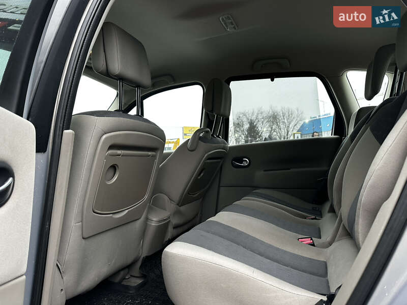 Минивэн Renault Scenic 2005 в Львове фото 15 Минивэн Renault Scenic 2005 в Львове