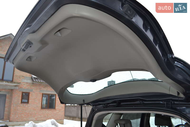 Минивэн Renault Scenic 2006 в Ровно