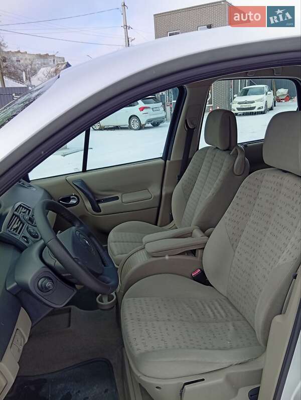 Минивэн Renault Scenic 2004 в Полтаве