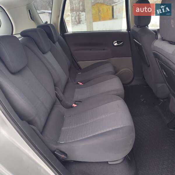 Минивэн Renault Scenic 2007 в Белой Церкви фото 29 Минивэн Renault Scenic 2007 в Белой Церкви