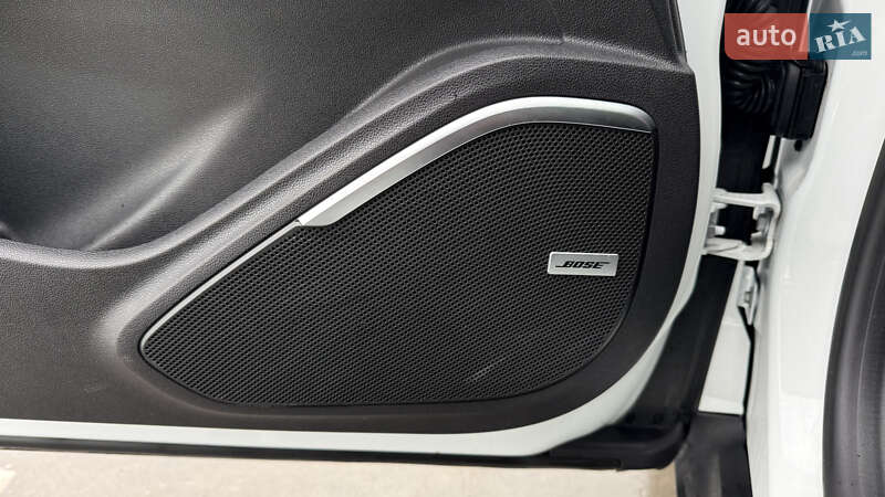 Минивэн Renault Scenic 2020 в Киеве фото 23 Минивэн Renault Scenic 2020 в Киеве