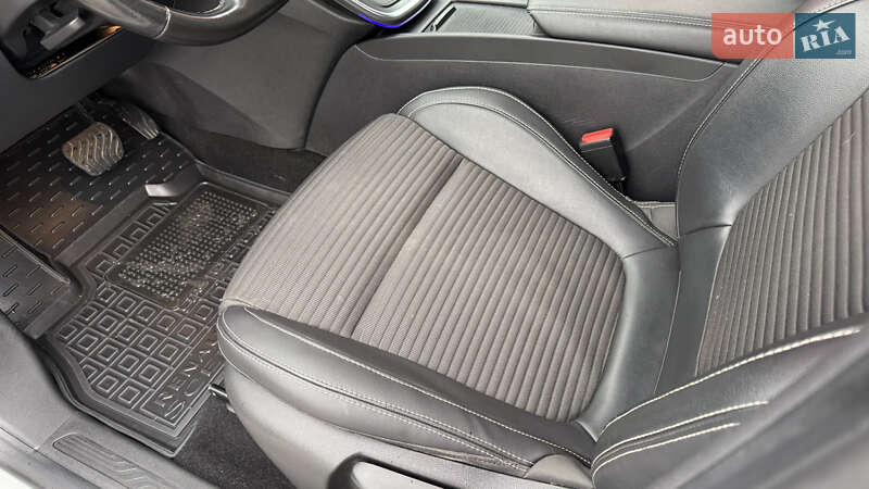 Минивэн Renault Scenic 2020 в Киеве фото 26 Минивэн Renault Scenic 2020 в Киеве