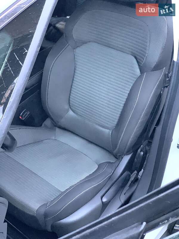 Минивэн Renault Scenic 2016 в Городке фото 8 Минивэн Renault Scenic 2016 в Городке