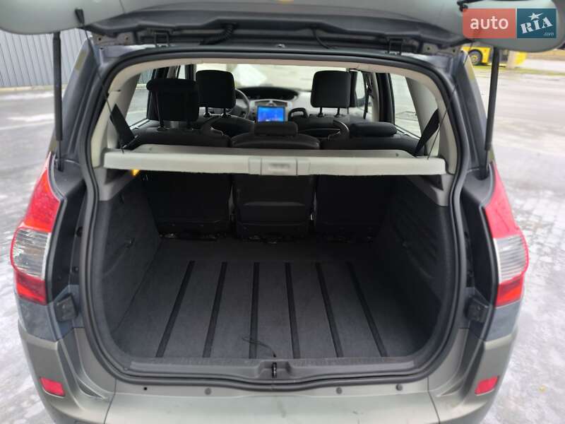 Минивэн Renault Scenic 2006 в Полтаве