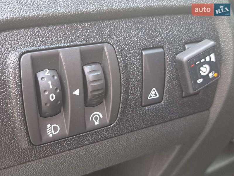 Мінівен Renault Scenic 2012 в Одесі фото 27 Мінівен Renault Scenic 2012 в Одесі