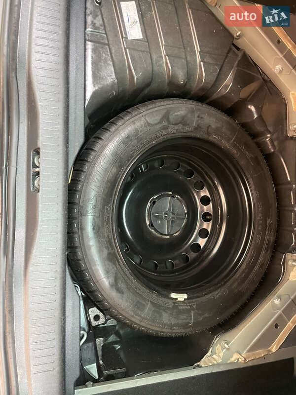 Минивэн Renault Scenic 2010 в Виннице