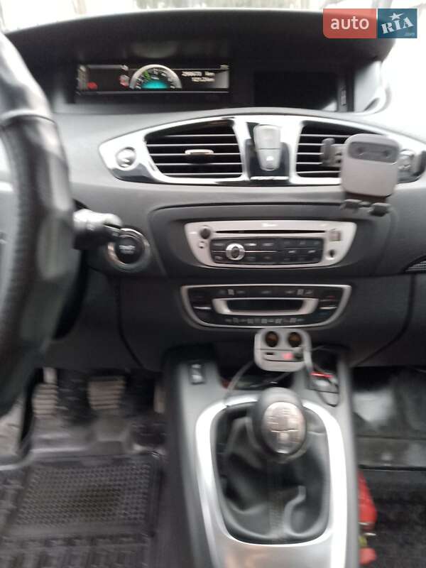 Минивэн Renault Scenic 2012 в Бершади фото 5 Минивэн Renault Scenic 2012 в Бершади