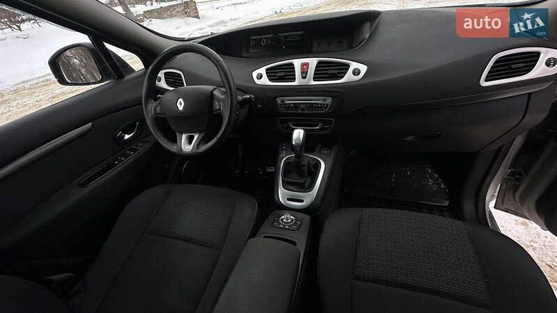 Минивэн Renault Scenic 2010 в Бердичеве фото 16 Минивэн Renault Scenic 2010 в Бердичеве