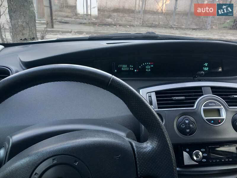 Минивэн Renault Scenic 2004 в Херсоне фото 6 Минивэн Renault Scenic 2004 в Херсоне