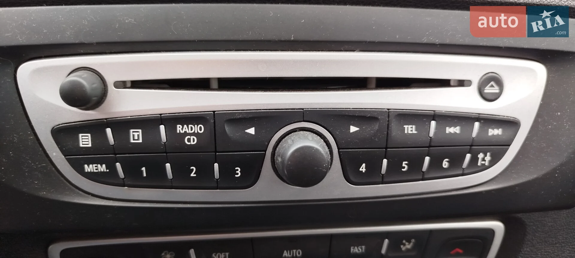 2011 Renault Scenic - мініатюра 21