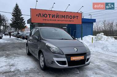 Мінівен Renault Scenic 2011 в Сумах
