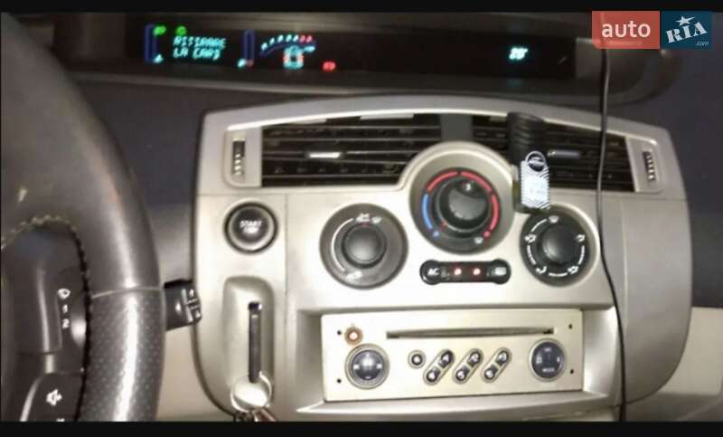 Мінівен Renault Scenic 2006 в Чернівцях