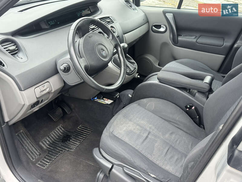 Минивэн Renault Scenic 2008 в Луцке