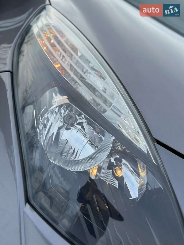 Минивэн Renault Scenic 2009 в Дрогобыче