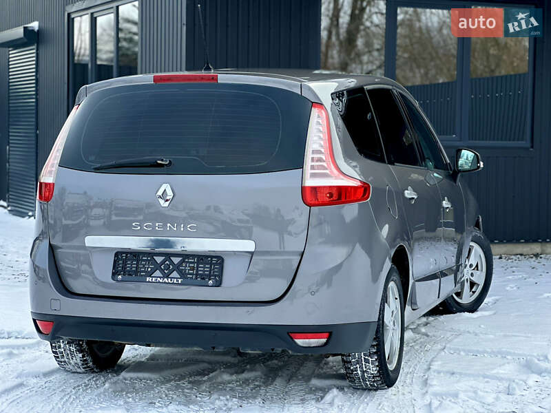 Минивэн Renault Scenic 2009 в Дрогобыче