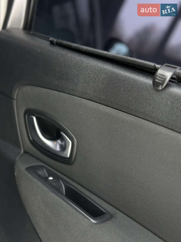 Минивэн Renault Scenic 2009 в Дрогобыче