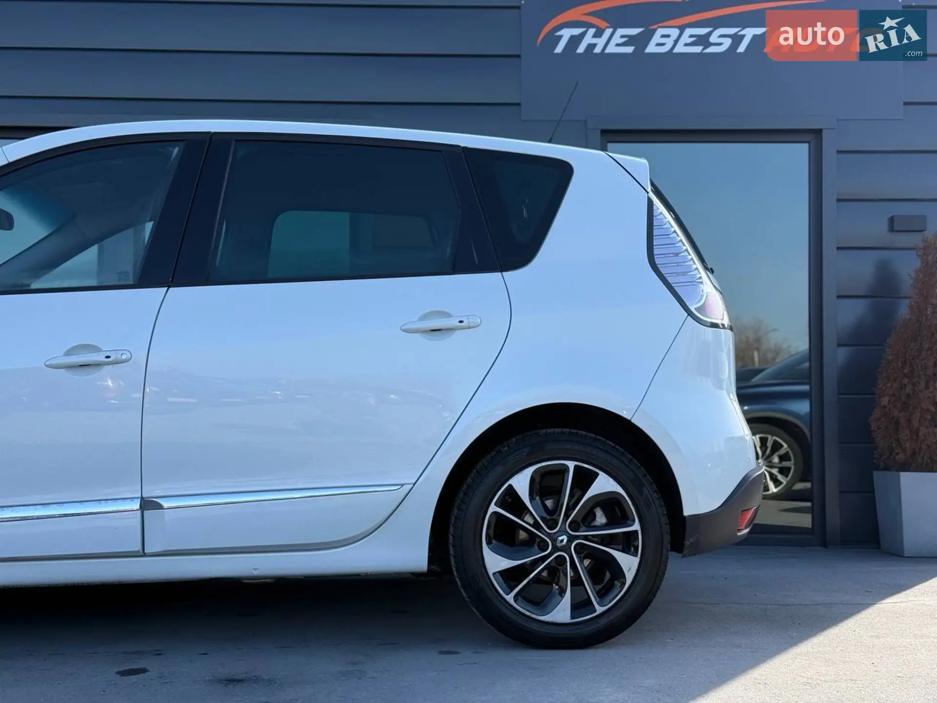 2015 Renault Scenic - мініатюра 11