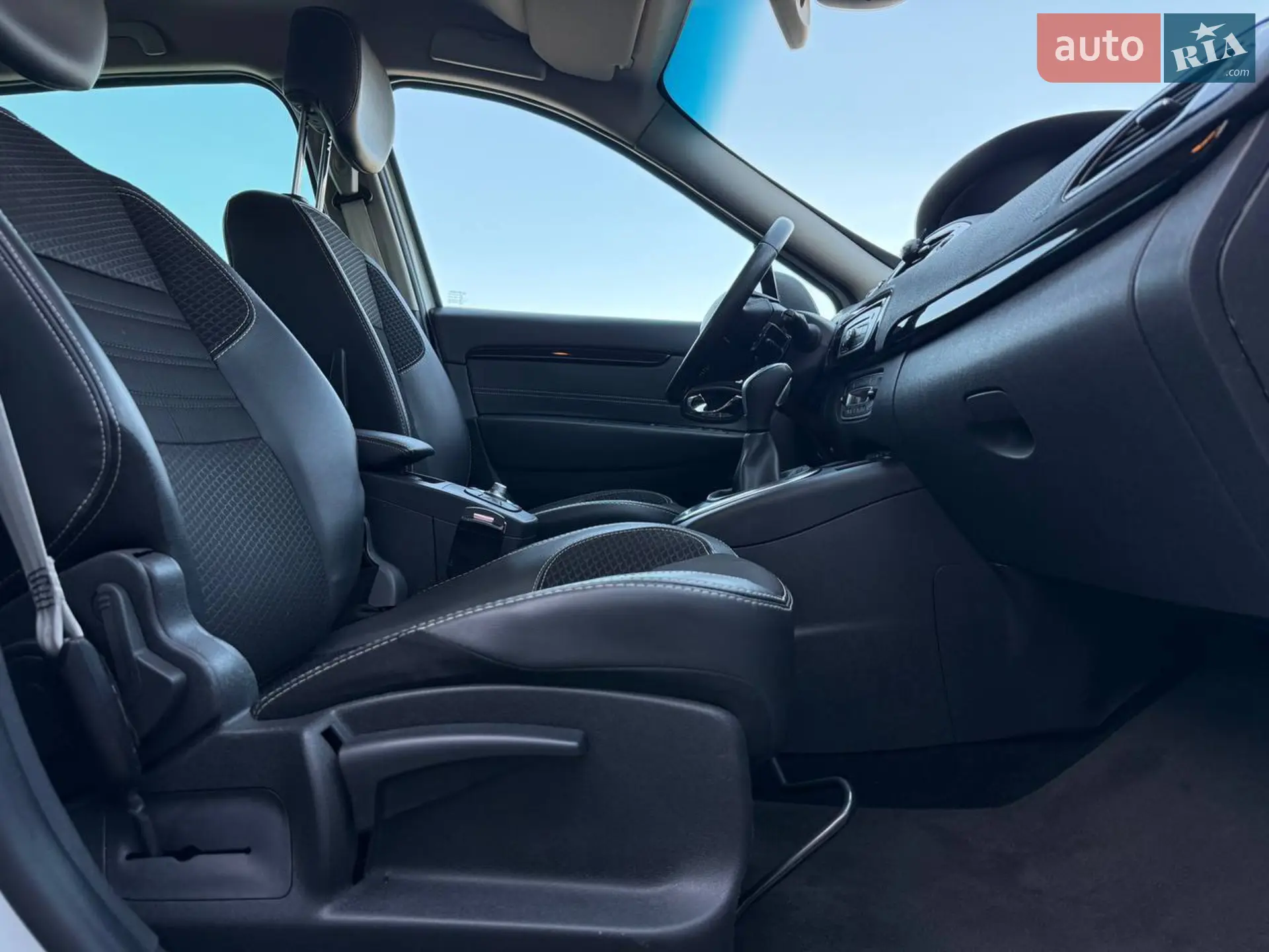 2015 Renault Scenic - мініатюра 54