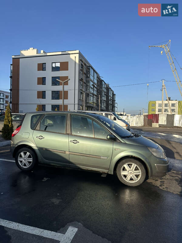 Мінівен Renault Scenic 2004 в Рівному