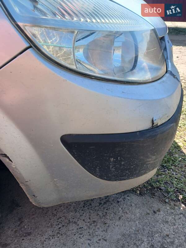 Минивэн Renault Scenic 2005 в Черноморске фото 7 Минивэн Renault Scenic 2005 в Черноморске